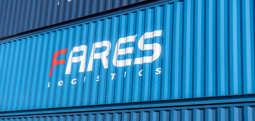 Компания "Фарес" начала предоставлять услугу по перевозке автомобилей в контейнерах